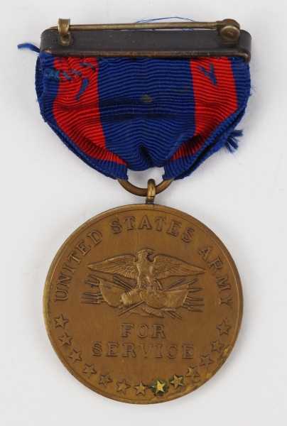 2.2.) Welt USA: Philippinen Feldzugsmedaille.Bronze, im Rand geschlagene Nummer "M.N.o 2284", am - Image 2 of 2