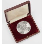 2.2.) Welt Ukraine: Medaille auf die Wiederherstellung der Staatlichkeit, im Etui.Aluminium; im