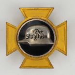 1.1.) Kaiserreich (bis 1933) Stahlhelmbund - Ehrenkreuz.Korpus vergoldet, das Medaillon