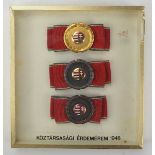 2.1.) Europa Ungarn: Ehrenzeichen des Kriegsministeriums in Gold, Silber und Bronze.Je vergoldet /