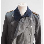 4.1.) Uniformen / Kopfbedeckungen Luftwaffe: Mantel eines Leutnant der fliegenden Truppe.