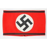 4.2.) Effekten / Ausrüstung Swastika-Armbinde.Tuch, mehrteilig gefertigt, sauber.Zustand: II 4.2.)