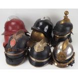 4.1.) Uniformen / Kopfbedeckungen Lot von 10 Feuerwehr-Helmen.Diverse.Zustand: II 4.1.) Uniforms /