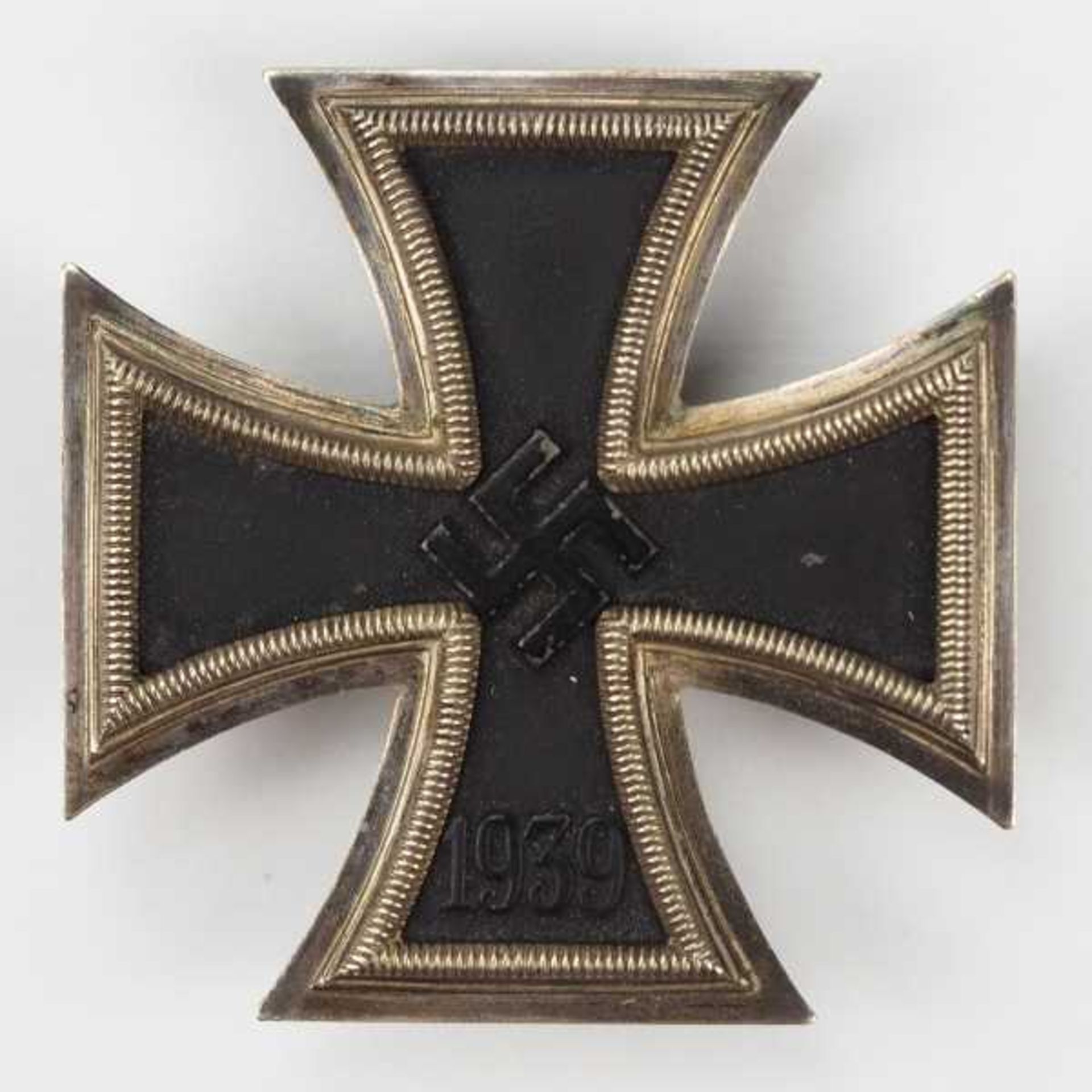 1.2.) Deutsches Reich (1933-45) Eisernes Kreuz, 1939, 1. Klasse.Geschwärzter Eisernkern, versilberte
