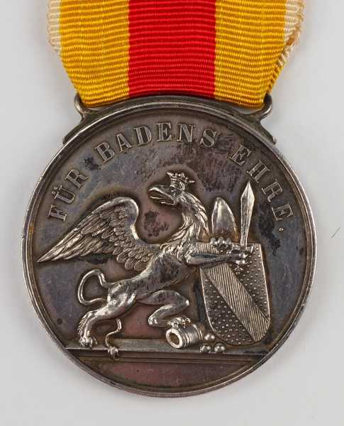 1.1.) Kaiserreich (bis 1933) Baden: Silberne Karl Friedrich Militär Verdienst Medaille für den - Image 2 of 4