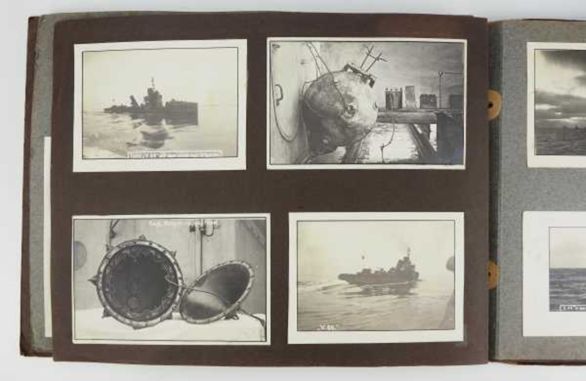 3.2.) Fotos / Postkarten Kaiserliche Marine Fotoalbum.Kartonageeinband, aufgelegtes Eisernes - Bild 6 aus 6