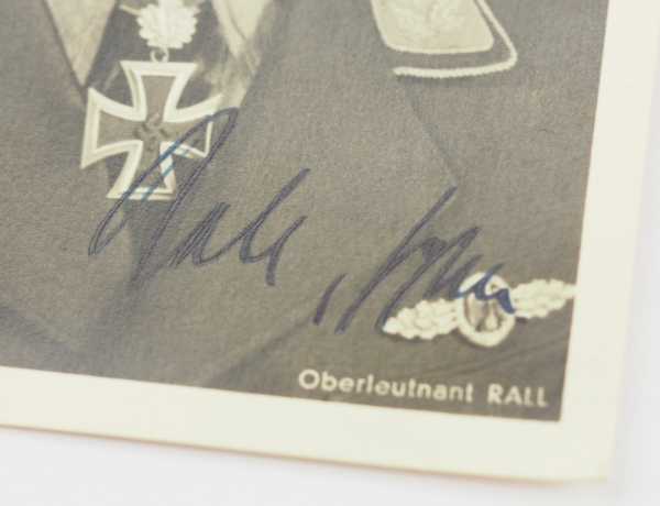 3.3.) Autographen Rall, Günther.1918-2009. Generalleutnant und Inspekteur der Bundesluftwaffe, - Image 2 of 3