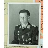 3.2.) Fotos / Postkarten Ritterkreuzträger Walter Bordellé.Schönes Uniformfoto mit angelegten