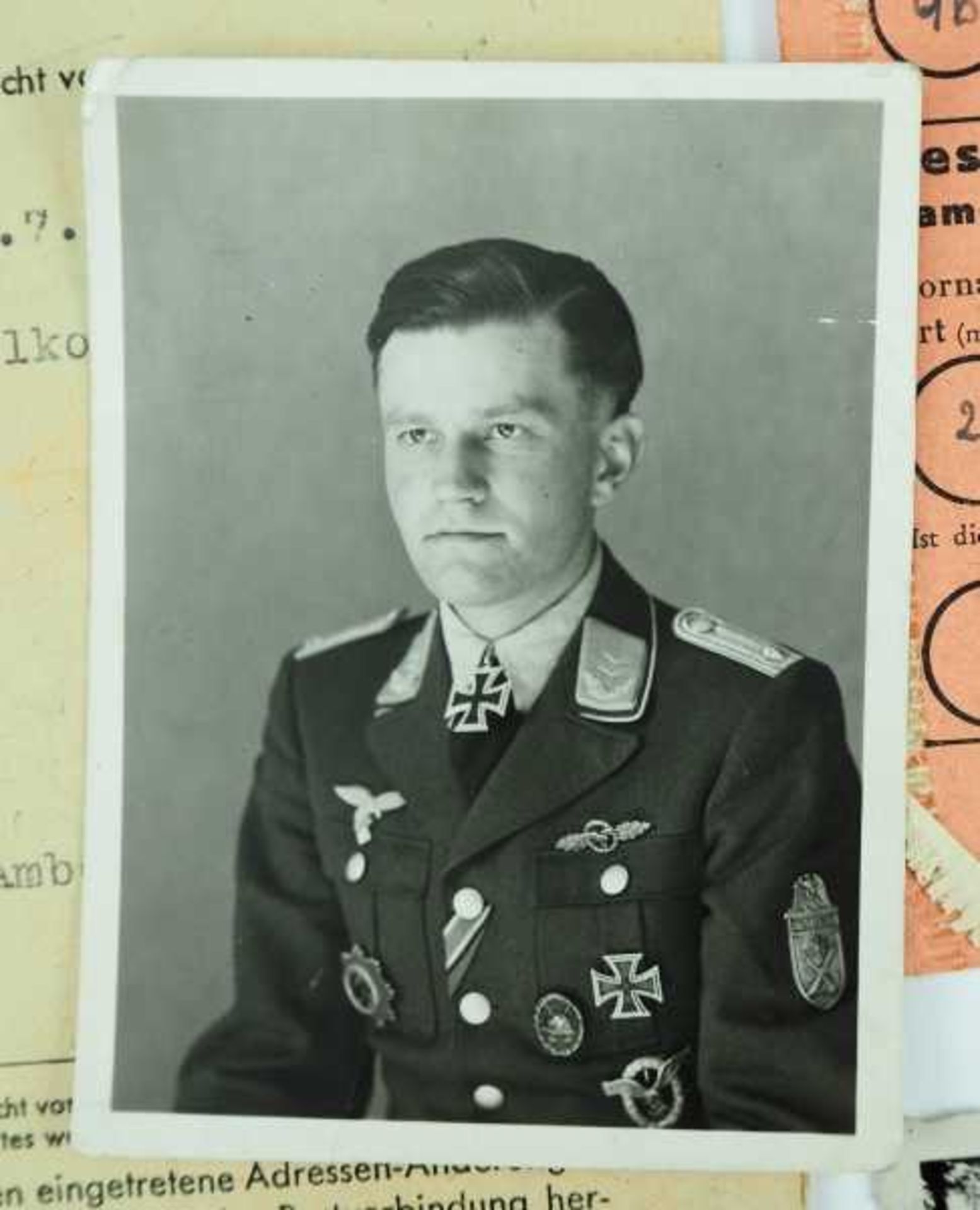 3.2.) Fotos / Postkarten Ritterkreuzträger Walter Bordellé.Schönes Uniformfoto mit angelegten