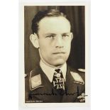 3.3.) Autographen Ehrler, Heinrich.1917-1945. Major, Träger des 265. Eichenlaubs zum Ritterkreuz des
