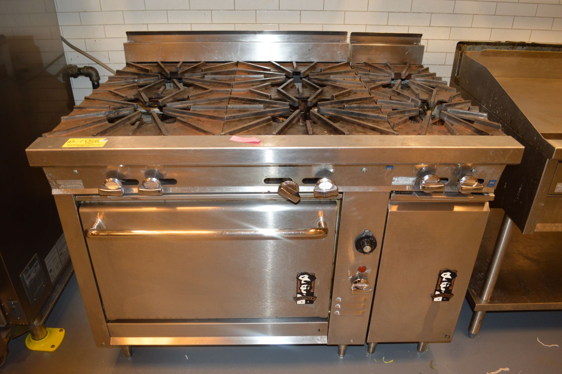 Montague 6 burner Heavy Duty with Oven