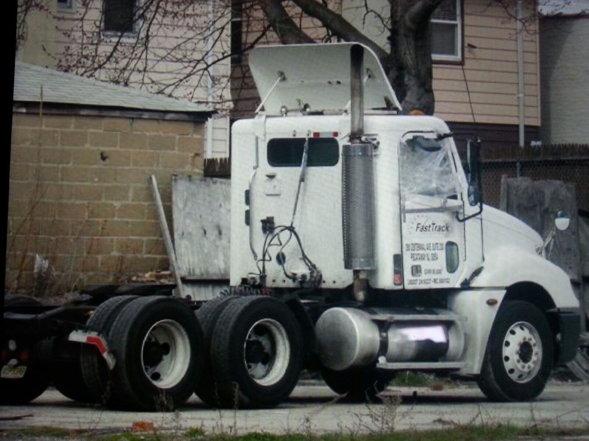 Freightliner Tractor