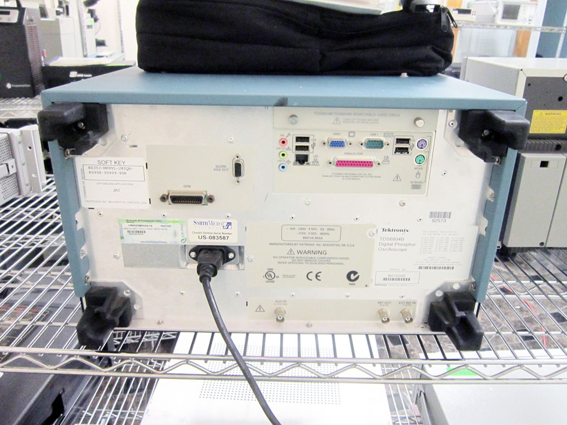 Tektronix TDS6804B 8 GHz 20 GS/s Digital Oscilloscope Opt: JA3 with 4 Tektronix TCA-SMA Probe Heads - Image 3 of 4