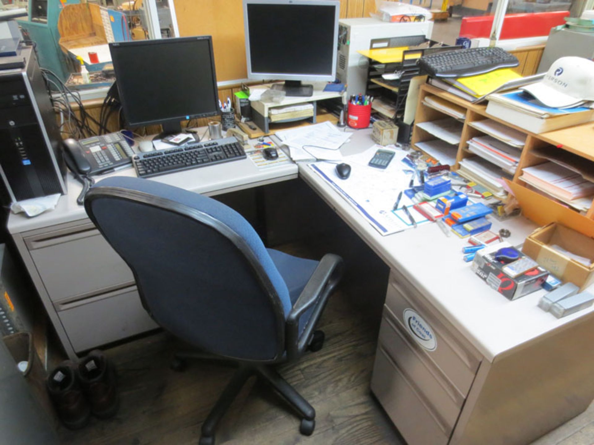 Office Furniture (2) Desks 1 With Return, Metal Shelves, Metal Credenza. NO CONTENTS - Image 3 of 4