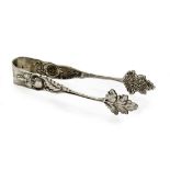 Sugar-tongs German, around 1900, 800 parts per thousand silver, leaf and rose patterned