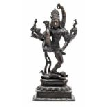 Vishnu Indien, Anfang des 19. JH, Bronze, m: 48 cm Vishnu India, beginning of the 19th century,