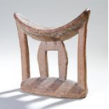 Shona headrest, with an arched top, four columns, arched base, 16cm long, 18cm high