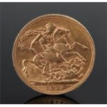 George V sovereign, 1912, St George and the Dragon to the reverse