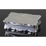 Victorian silver table snuff box, Birmingham 1883, maker Hilliard & Thomason. the shaped case with