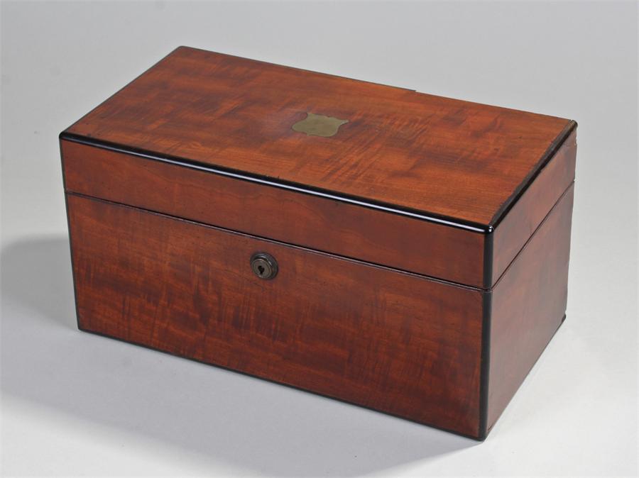 Victorian mahogany tea caddy. The rectangular top with brass shield inlaid with a Bramar lock, a - Image 2 of 4