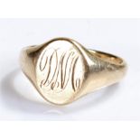 9 carat gold gentleman's signet ring, 7 grams, ring size X 1/2