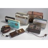 collection of vintage radios (qty)