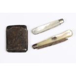 Two mother of pearl handled silver fruit knifes, together with a silver case, (3)