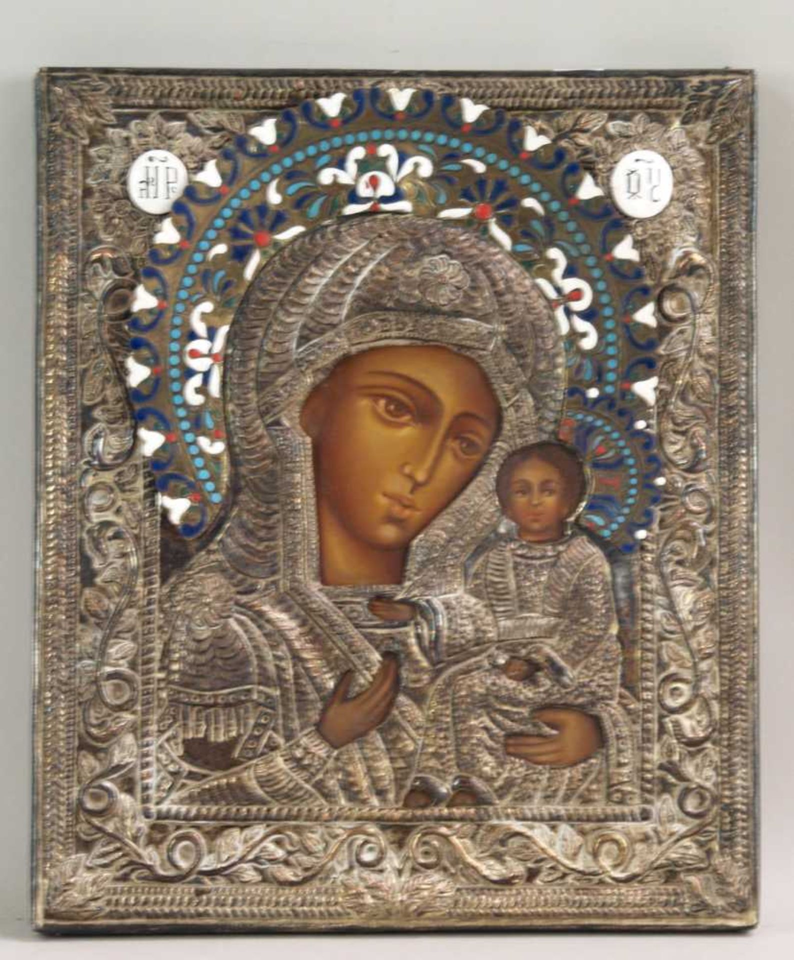 Ikone mit Oklad - Gottesmutter Hodegetria von Smolensk (Smolenskaja),eingefasst im Metallrahmen,