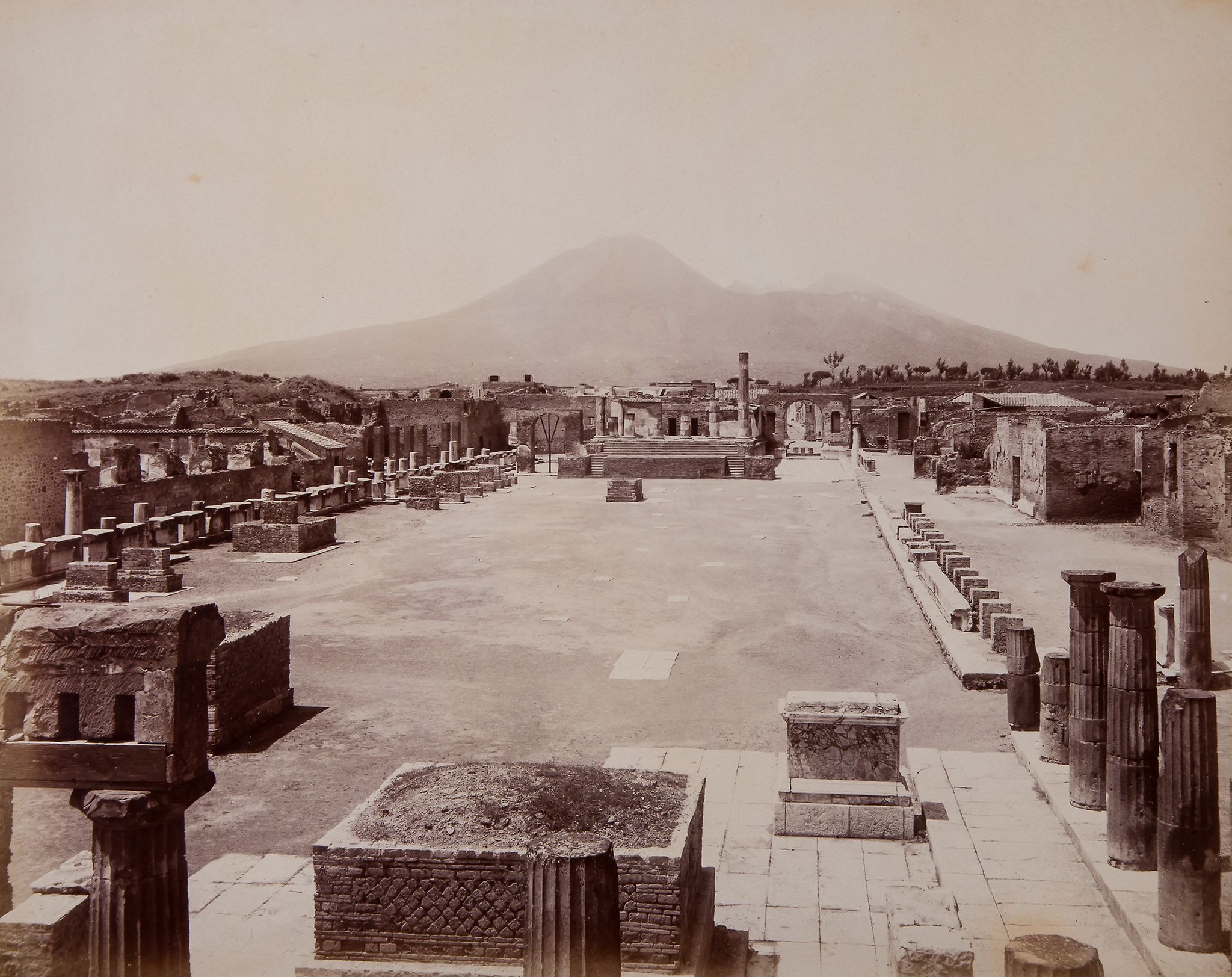 Alinari Studio  &  others - France  &  Italy, ca.1900  An album containing 48 albumen prints, mostly - Image 6 of 6