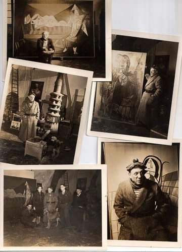 PICASSO, PABLO - Group of rare, black and white, vintage photographs by Richard Ham...  Group of