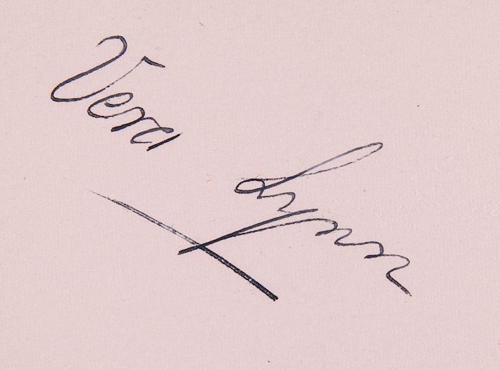 AUTOGRAPH ALBUMS -INCL. IVOR NOVELLO - Three autograph albums, different sizes , with signatures - Image 3 of 3