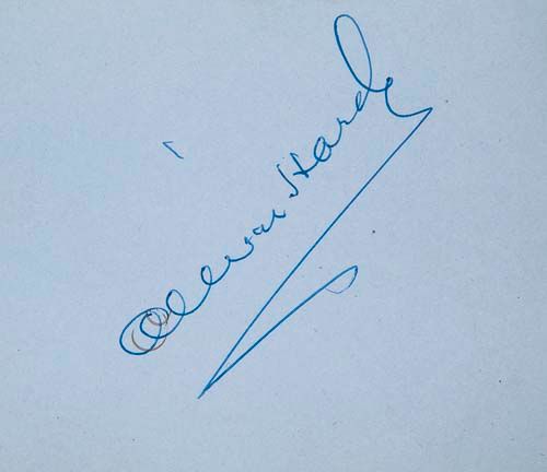AUTOGRAPH ALBUM - INCL. ELIZABETH TAYLOR - Autograph album with signatures of British and American - Image 3 of 4
