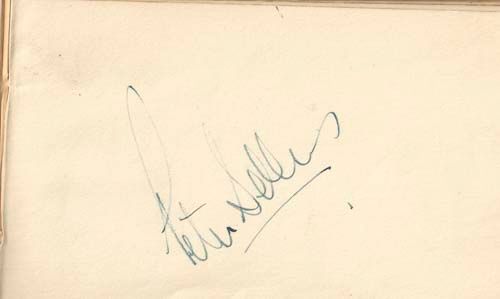 AUTOGRAPH ALBUM - INCL. WILLIAM HARTNELL - Autograph album including signatures by first Doctor - Image 2 of 3