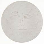 Pablo Picasso (1881-1973) - Plat Visage white earthenware clay plate, 1965, numbered 20/100 on the