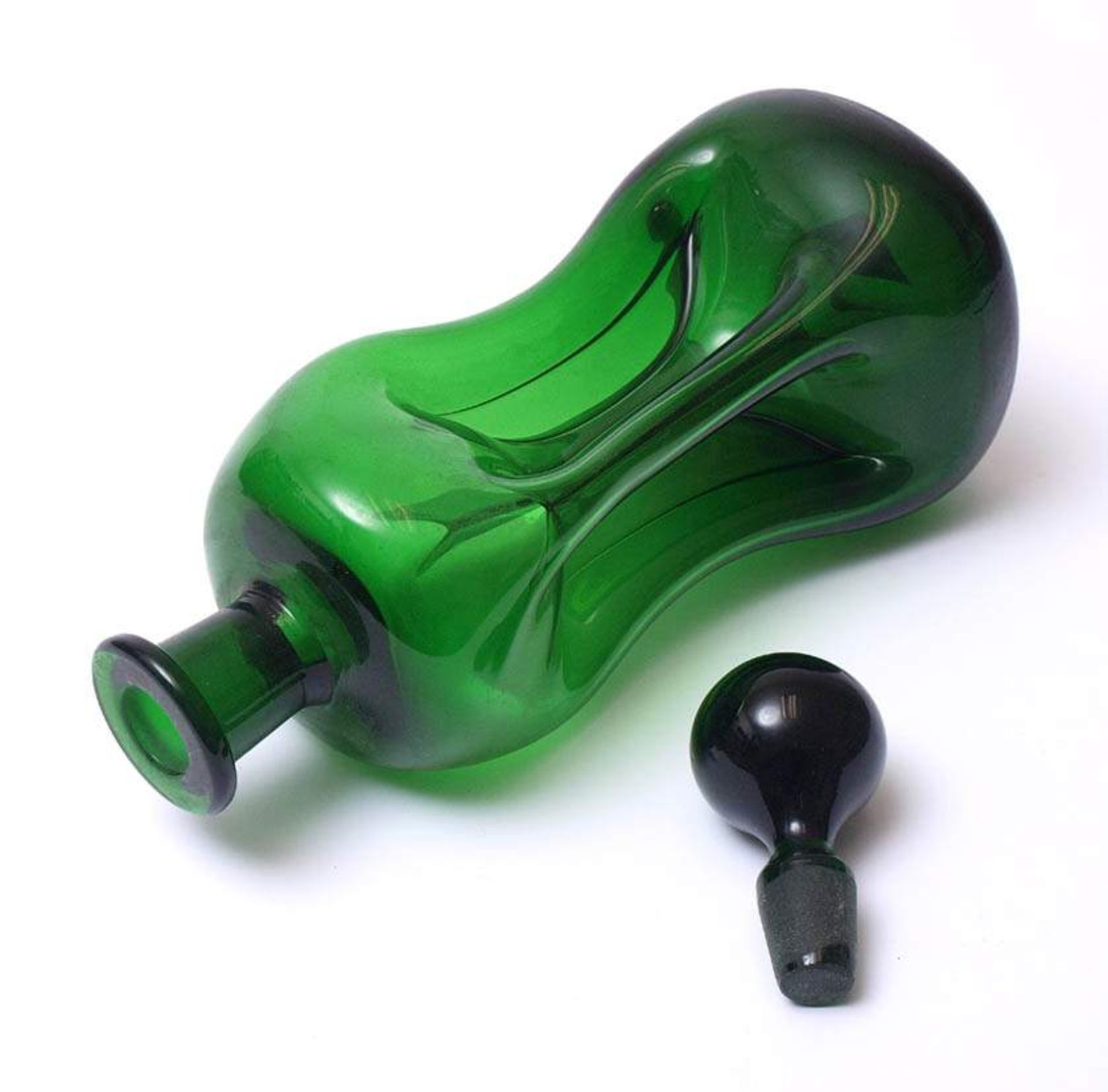 Karaffe, HolmegaardSogenante Gluckerflasche. Originaler Kugelstopfen. Grünes Glas. Originales - Bild 2 aus 7