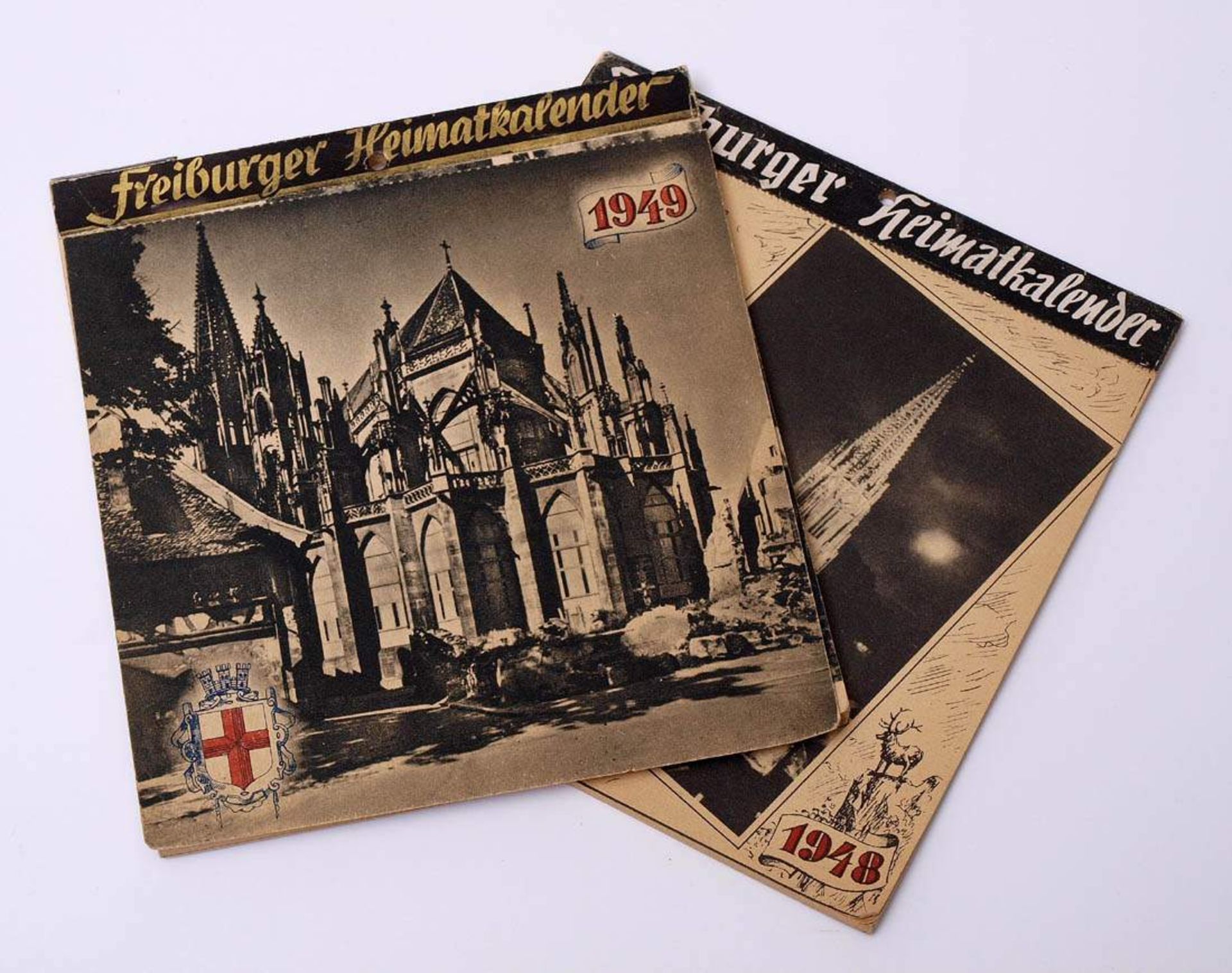 Zwei Freiburger Heimatkalender, Jahrgang 1948 und 1949Als Postkarten gearbeitet. Interessantes