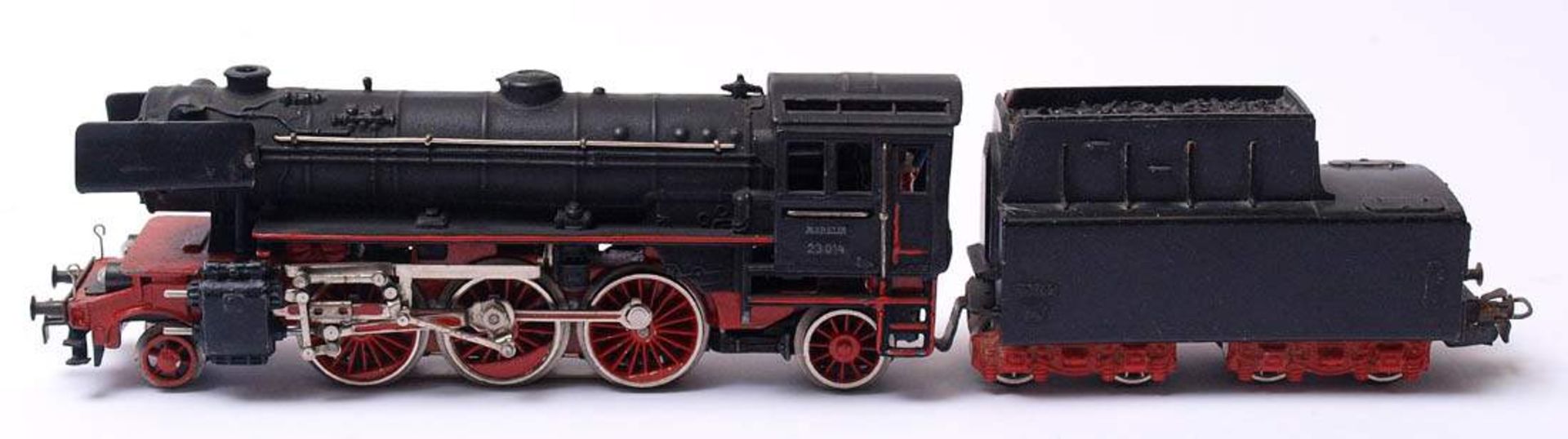 Dampflok 23014, Märklin, Spur H0Mit Tender.