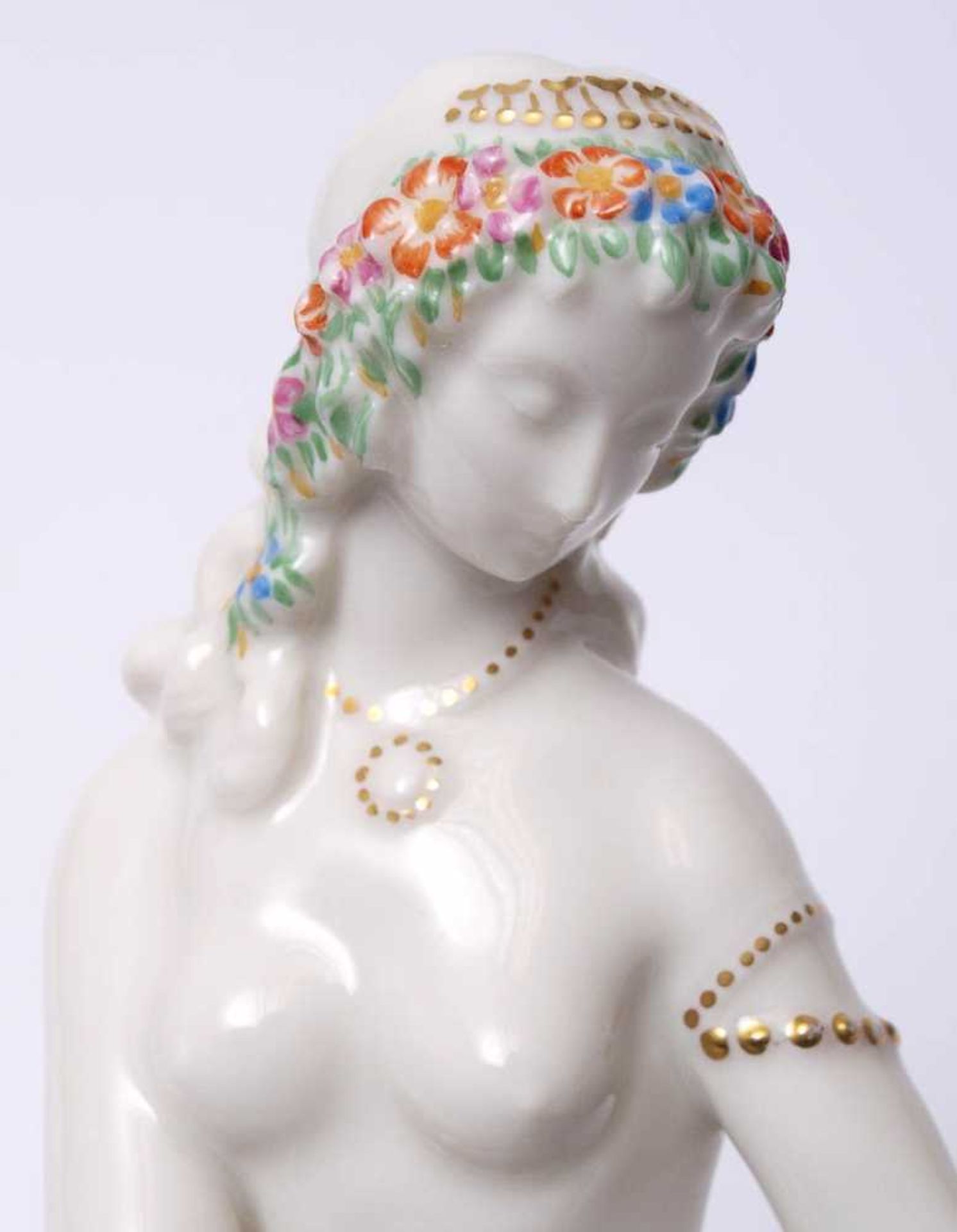 Figurine "Sommer", Max Fehr für Hutschenreuther, 1928-30Auf gekanteter, ovaler Plinthe plastisch - Bild 5 aus 8