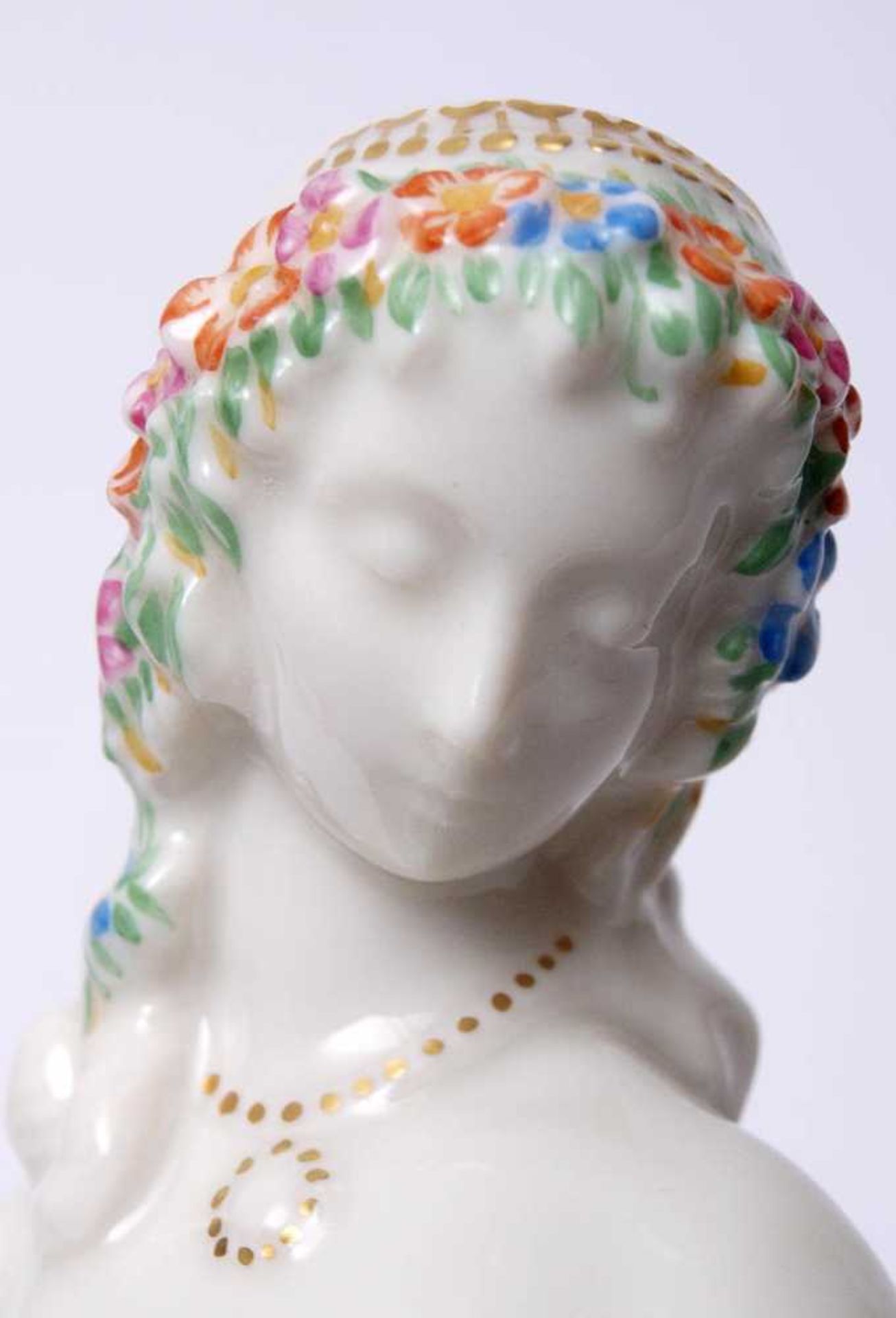 Figurine "Sommer", Max Fehr für Hutschenreuther, 1928-30Auf gekanteter, ovaler Plinthe plastisch - Bild 6 aus 8