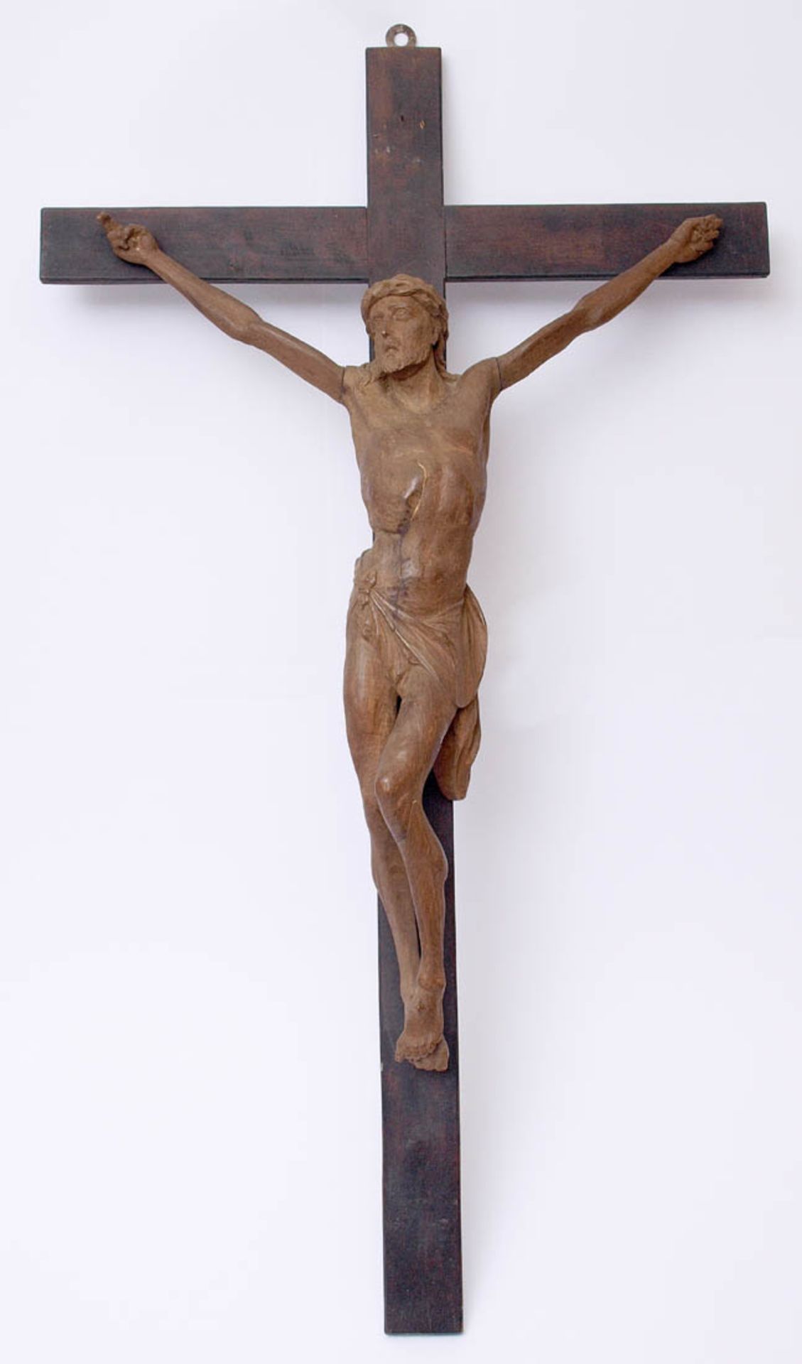 Kruzifix, 19.Jhdt. Vollrund geschnitzter Christuskorpus. Dreinageltypus, ungefasst. H. des