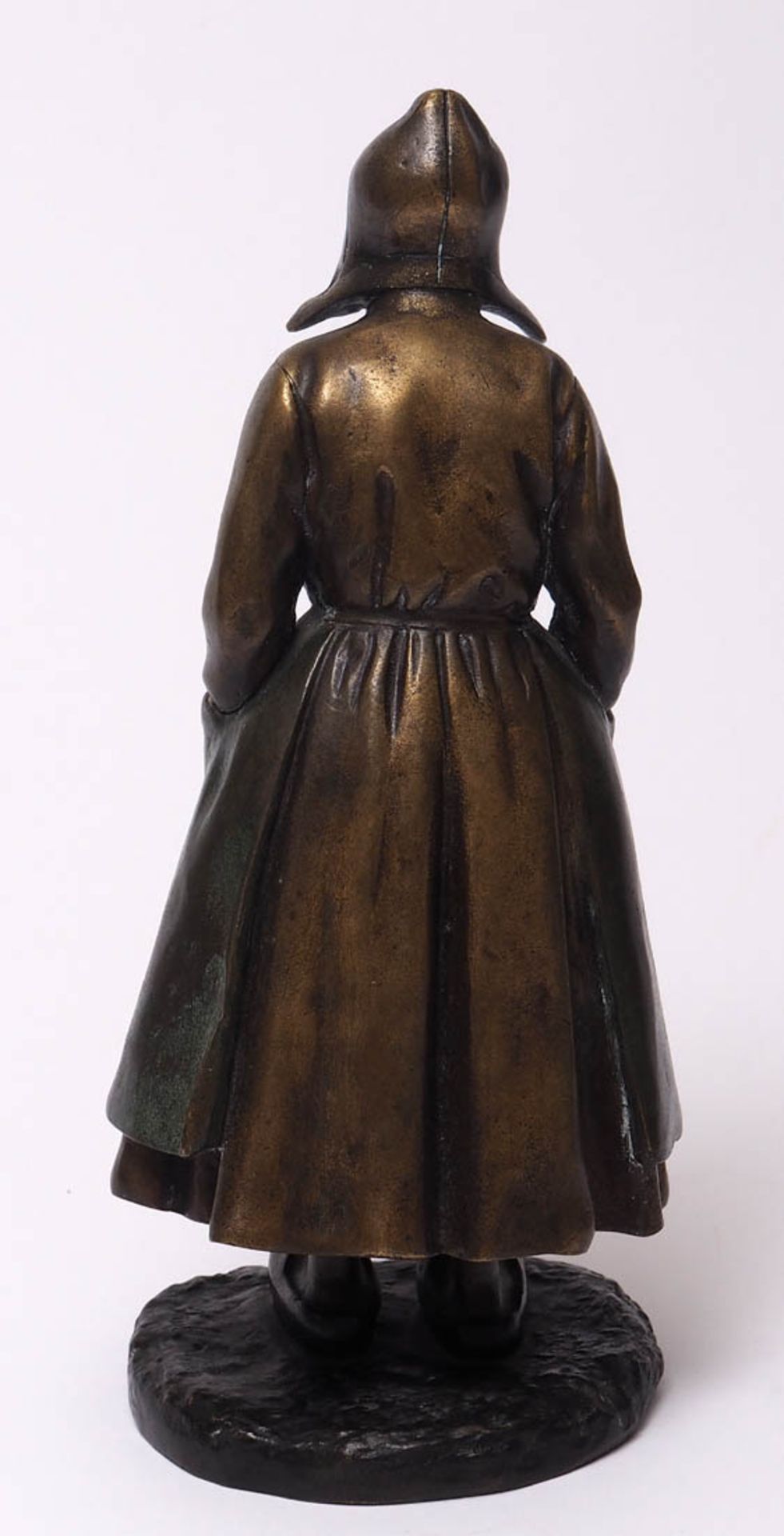 D'Aire, Paul, aktiv 1850 - 1910 Auf naturalistischem Sockel Gestalt einer Bäuerin mit Holzschuhen - Bild 3 aus 6