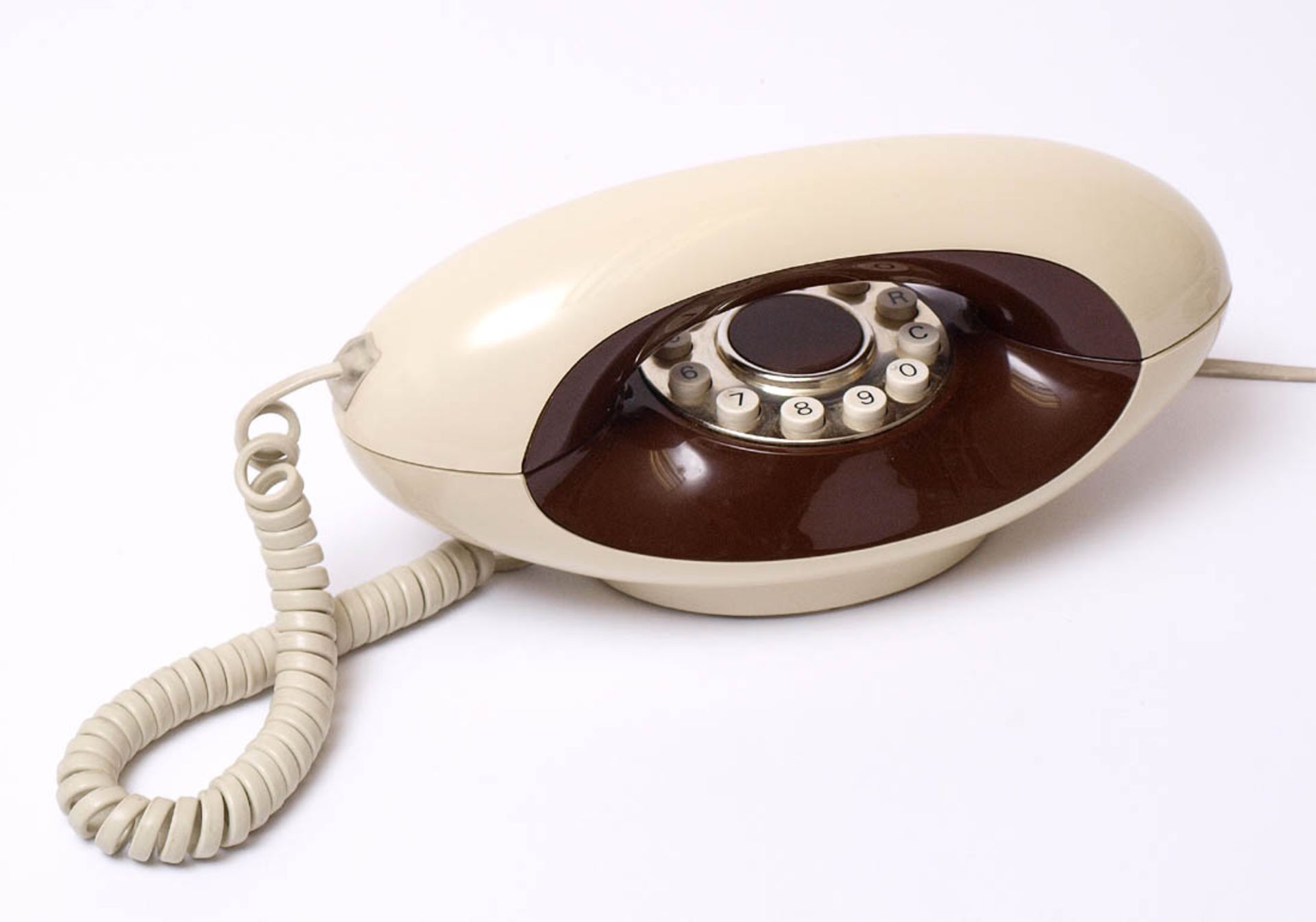 Designtelefon, 70er Jahre Modell New York. Hersteller Gfeller, Bern. Als Nebenstellengerät