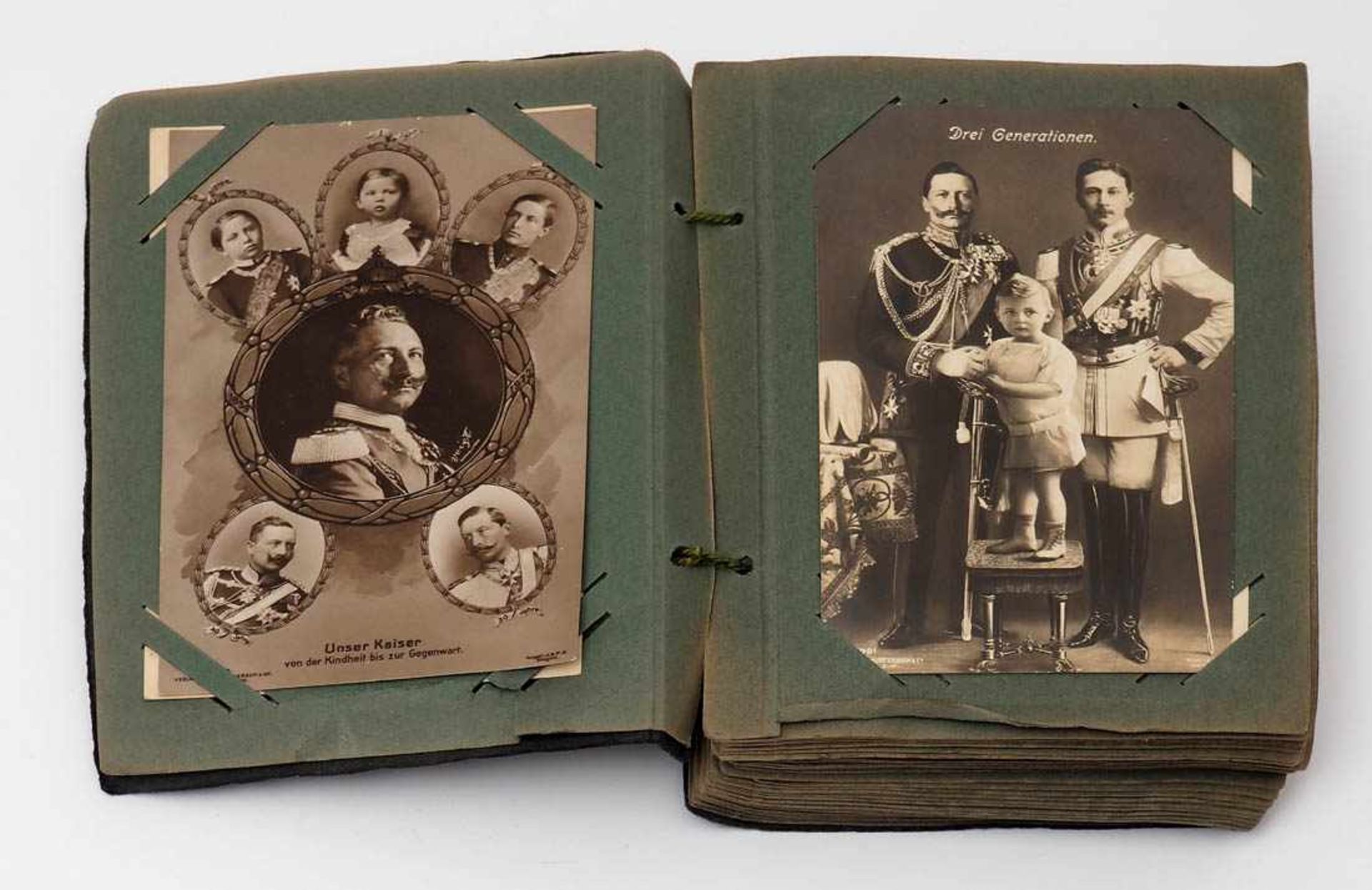 Fotoalbum, vor 1918 Bet. "Unser Kaiserhaus". Zahlreiche Portraitpostkarten der kaiserlichen Familie. - Bild 2 aus 3