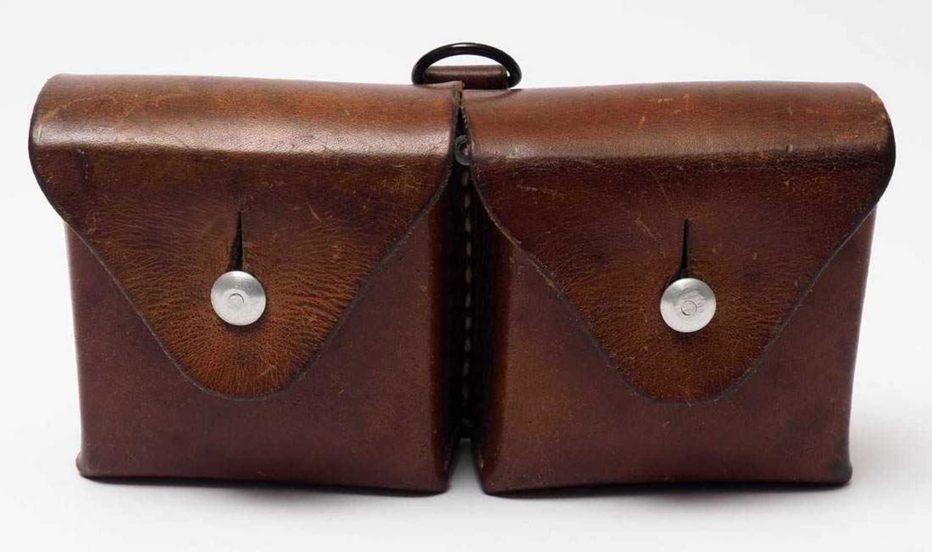 Patronentasche, Schweiz Gürteltasche mit zwei Fächern. Genähtes Leder. Verso Stempelmarke Jakob,