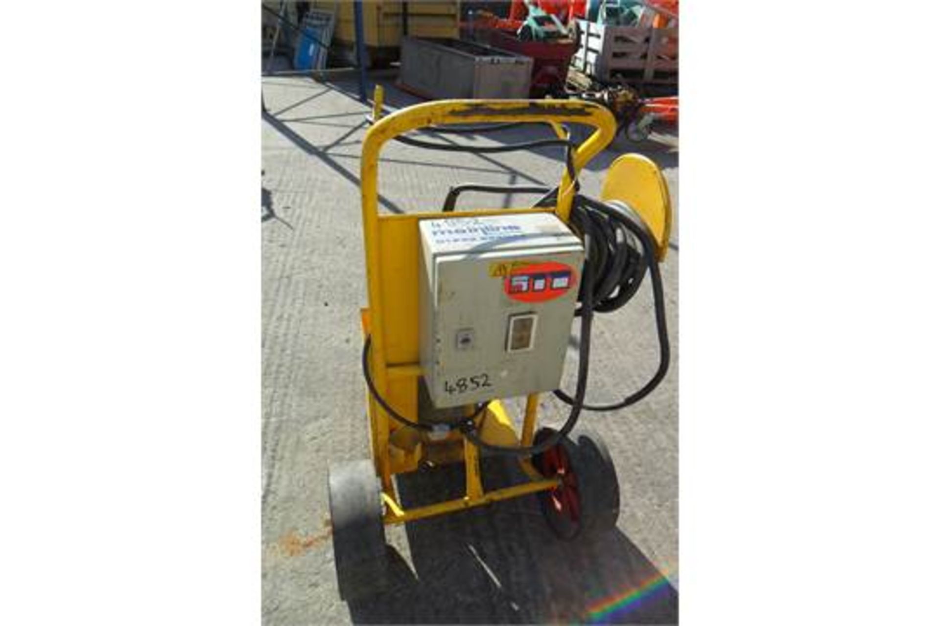 110V industrial 3" Submersible Pump, with Trolley and Control Box. - Image 2 of 2