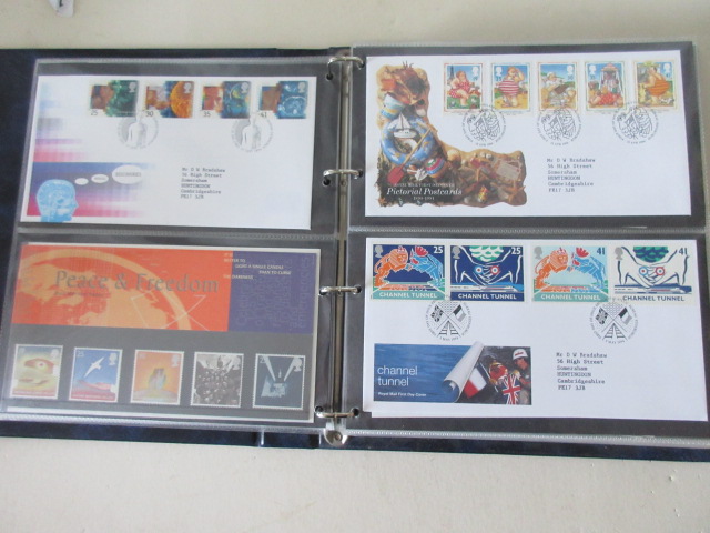 Album of First Day covers - Image 11 of 14