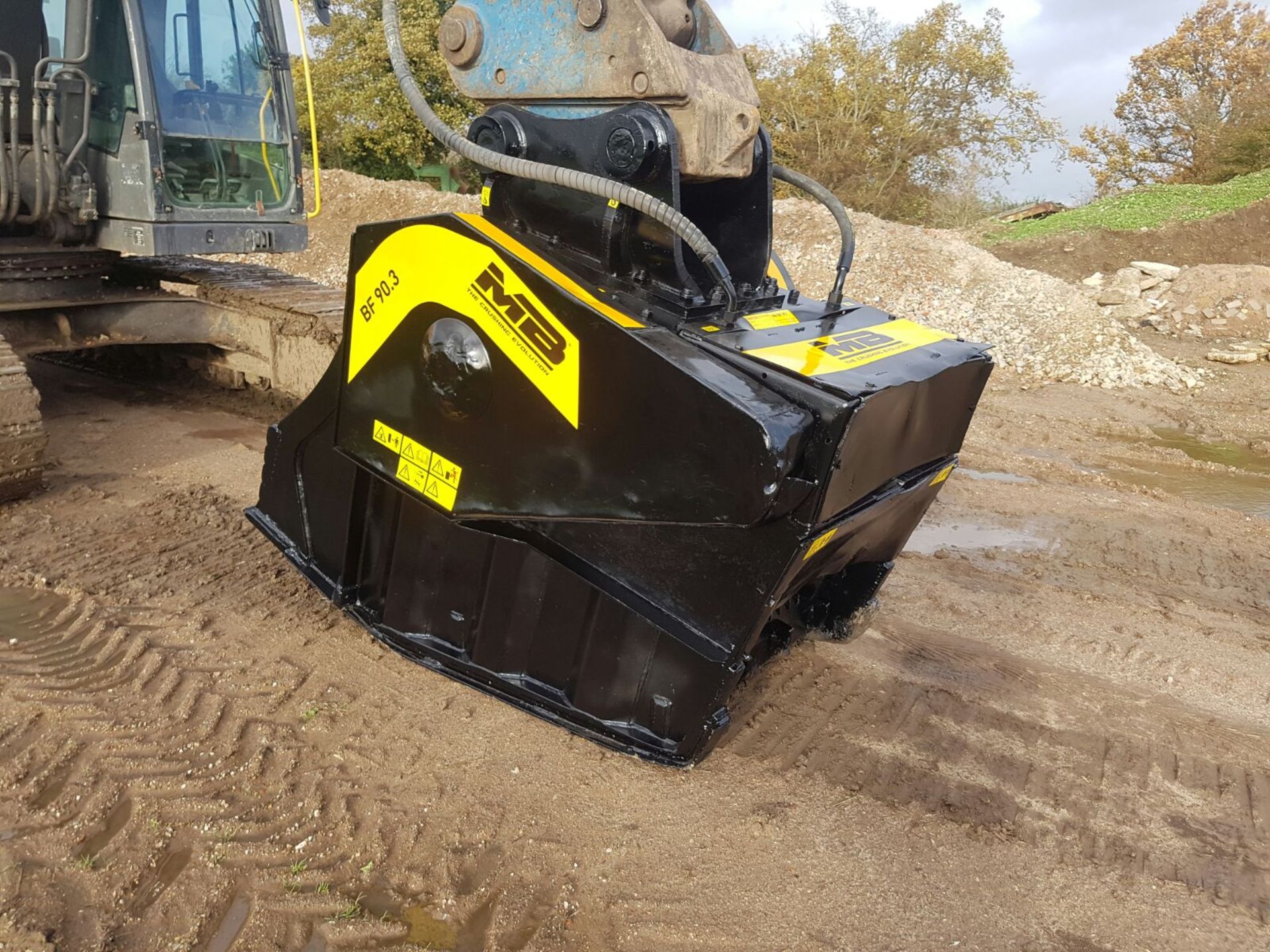 MB BF90.3 crusher bucket. 2008. Excellent working order. Jaws 85%. Just been sand blasted and