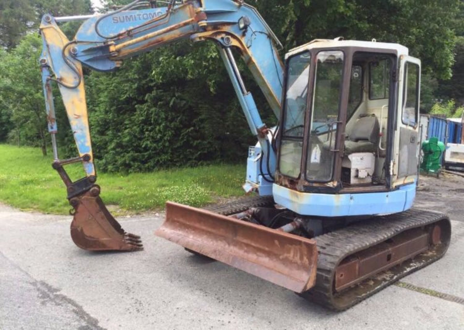 SUMITUMO SH75 EXCAVATOR, YEAR BELIEVED APPROX 1996, ISUZU ENGINE, 9000 HRS, MANUAL QUICK HITCH,