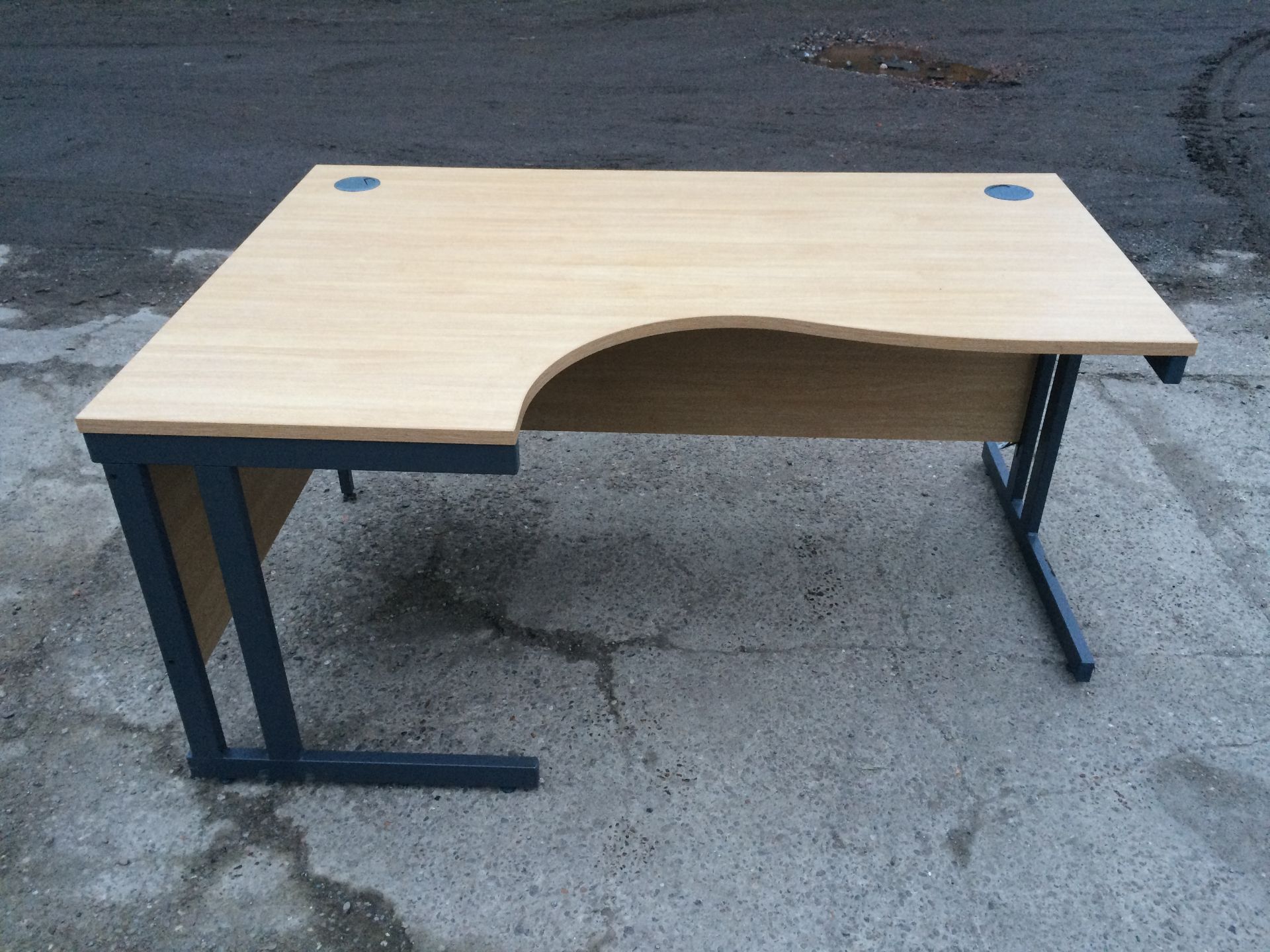 Corner Office Desk ONE (Height: 74cm / Length: 160cm / Width:  111cm         (1)