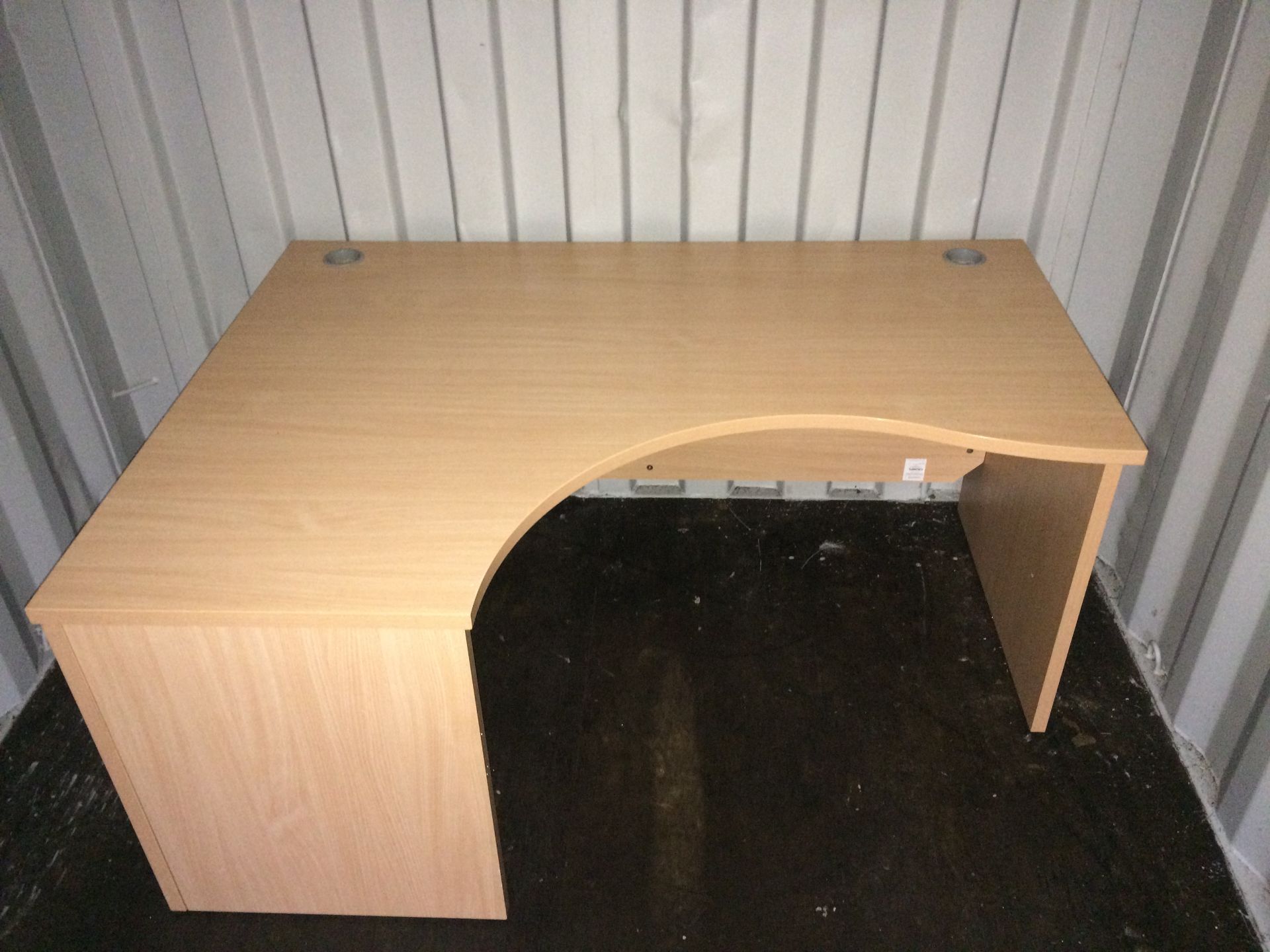 Corner Office Desk FIVE (Height: 72cm / Length: 160cm / Width: 120cm          (1)